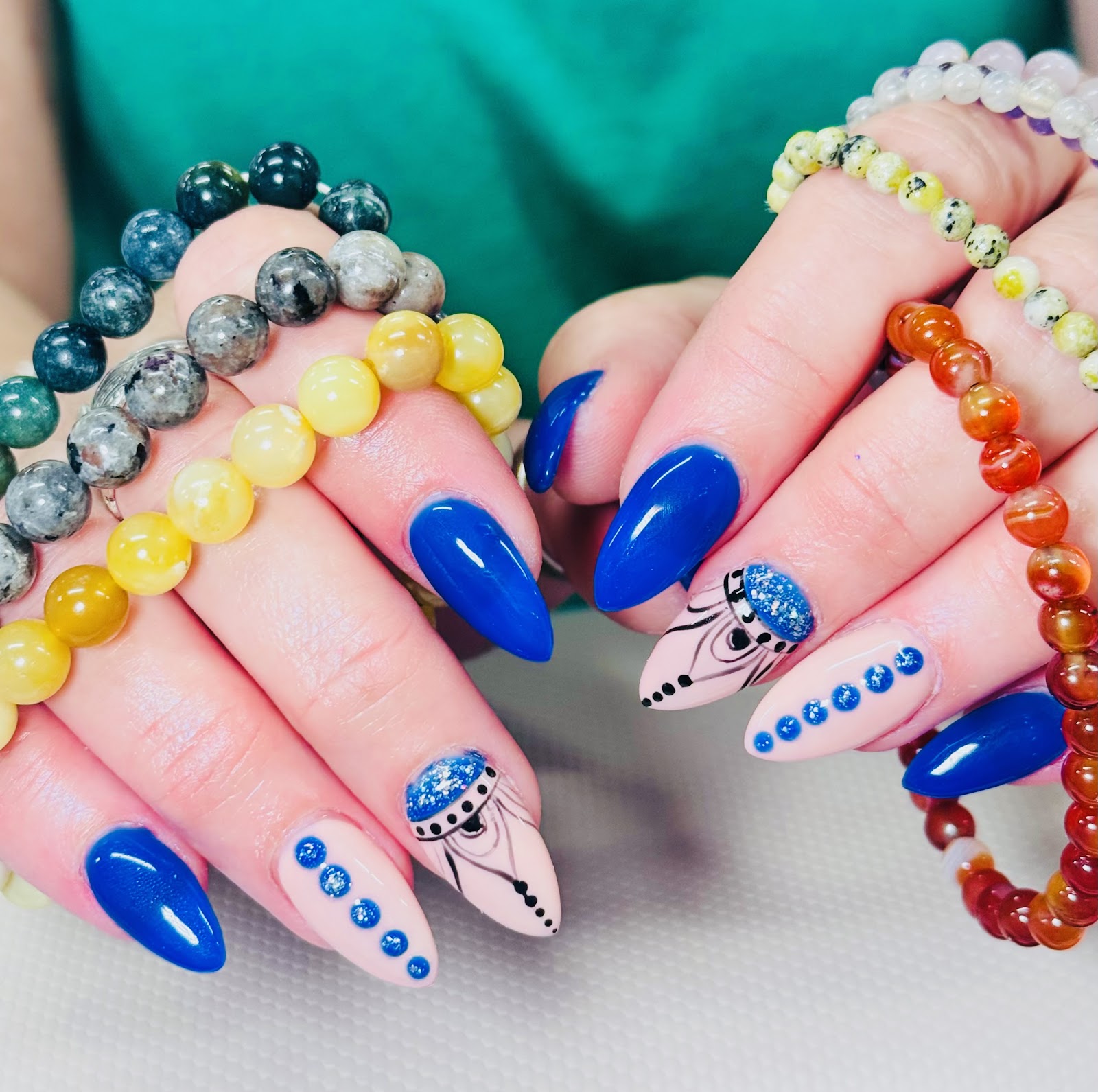 Mai Nail Salon and Spa nail photo 3